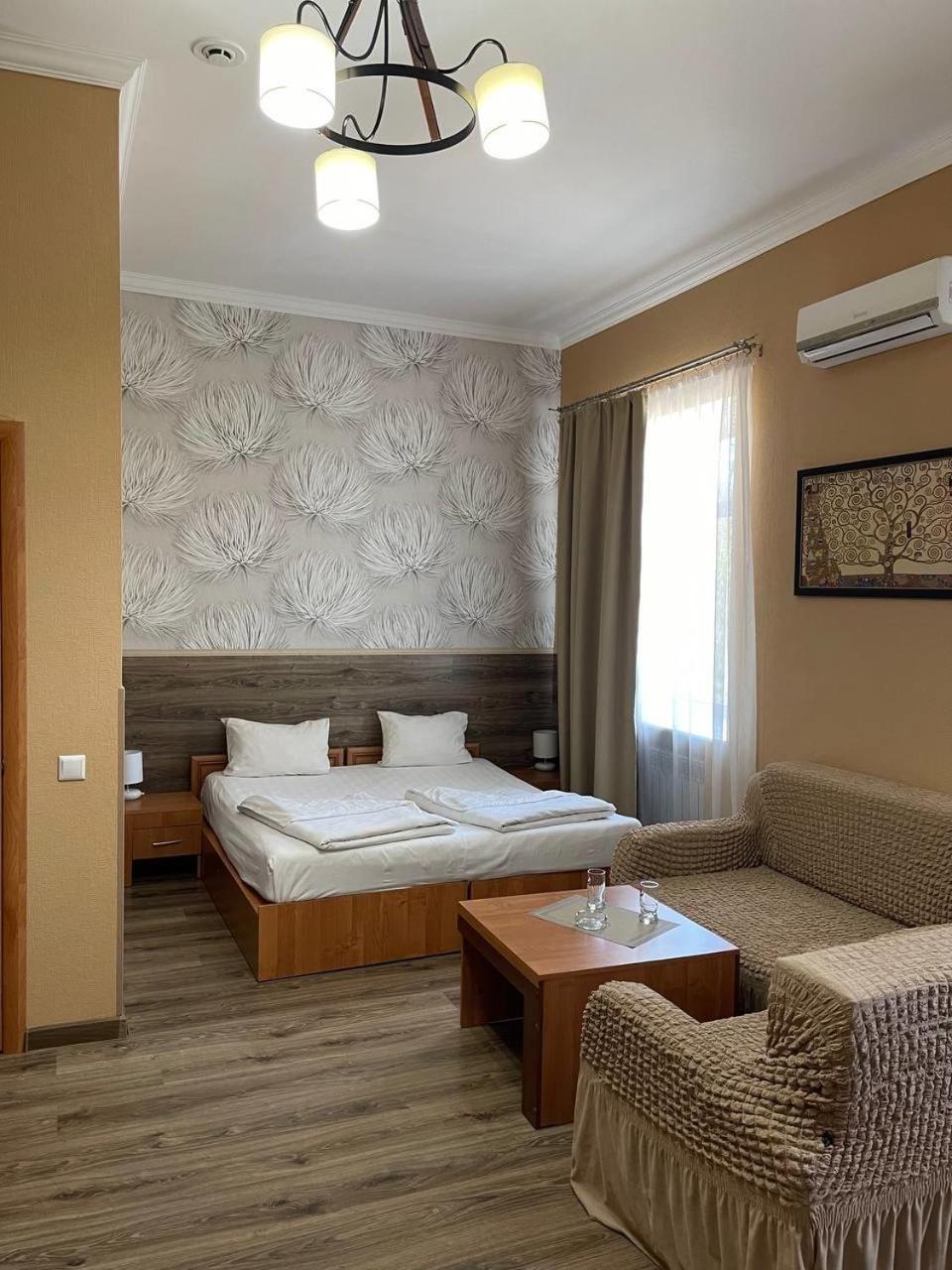 Shanyrak Hotel 테미르타우 외부 사진