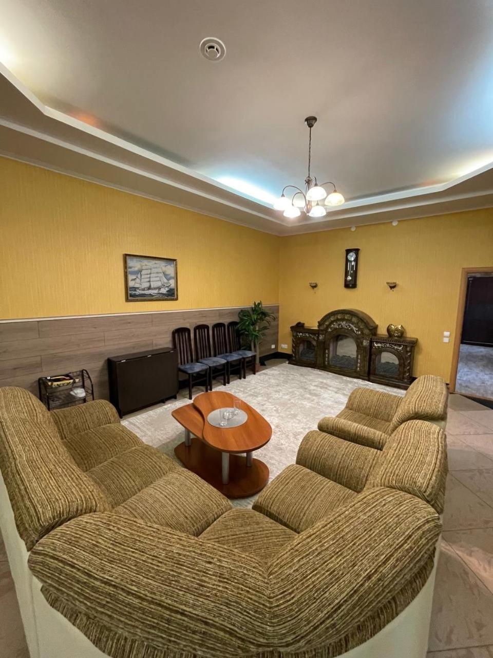 Shanyrak Hotel 테미르타우 외부 사진