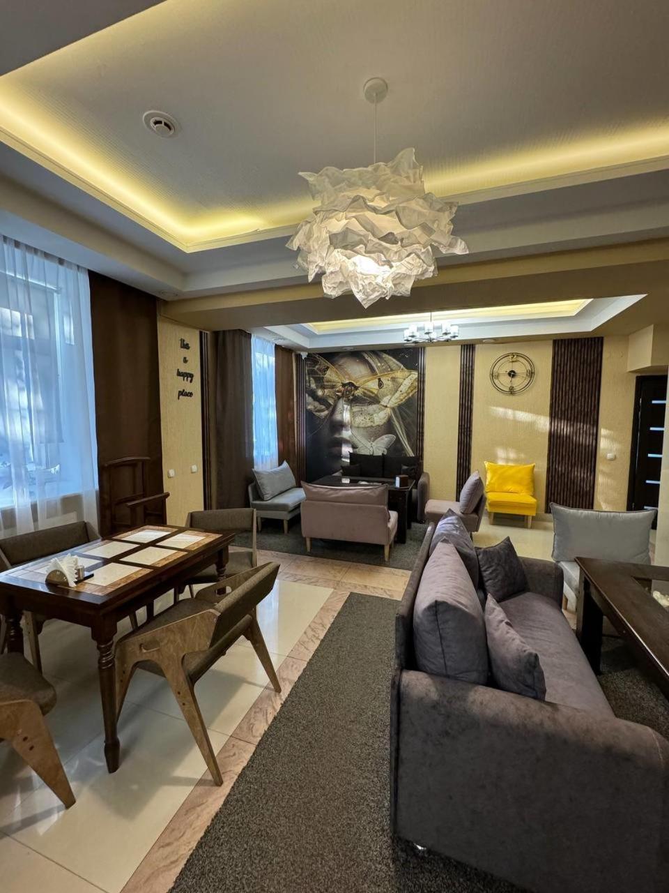 Shanyrak Hotel 테미르타우 외부 사진